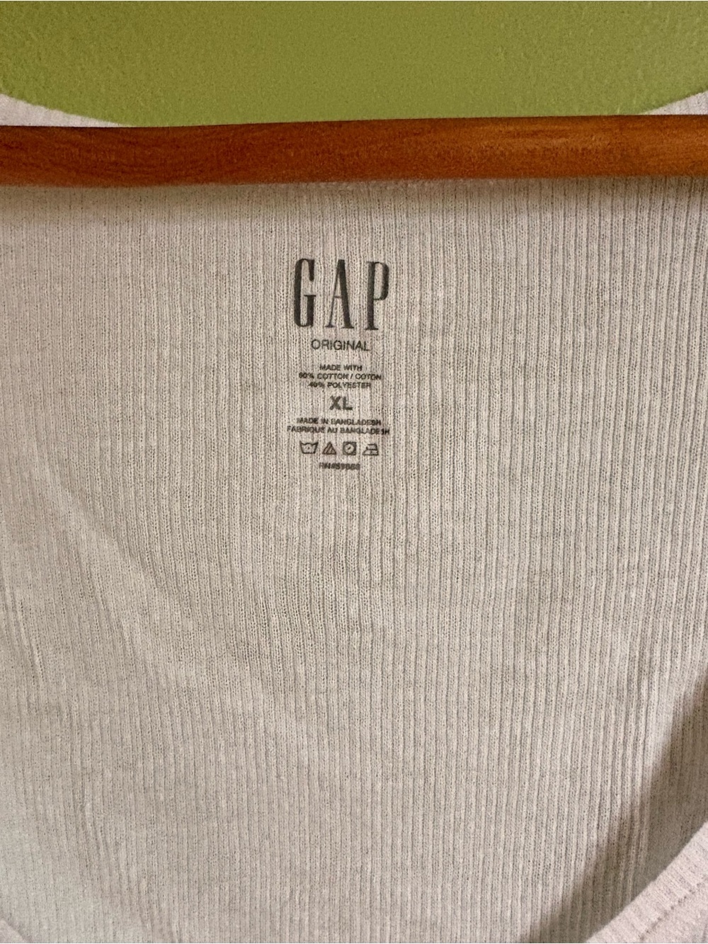 GAP White Ribbed Tank - Picture 3 of 3